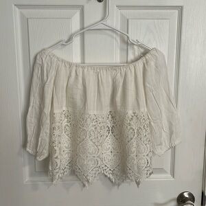 NWT Off the shoulder lace detail blouse
